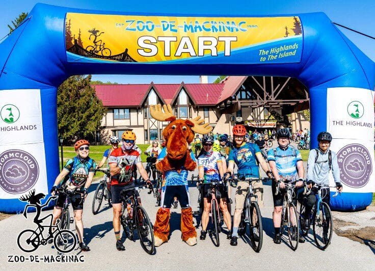 Zoo-de-Mack-2024-StartLine-Low Zoo-de-Mack-2024-StartLine-Low
